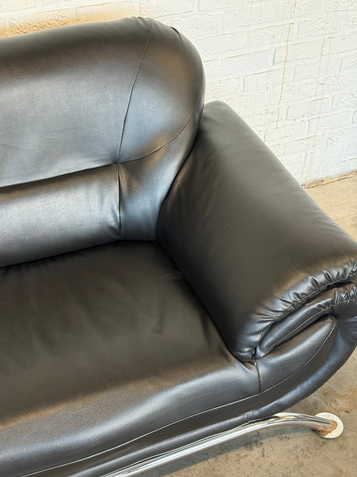 Vintage Italian Three-Seat Sofa in Black Leather & Chrome