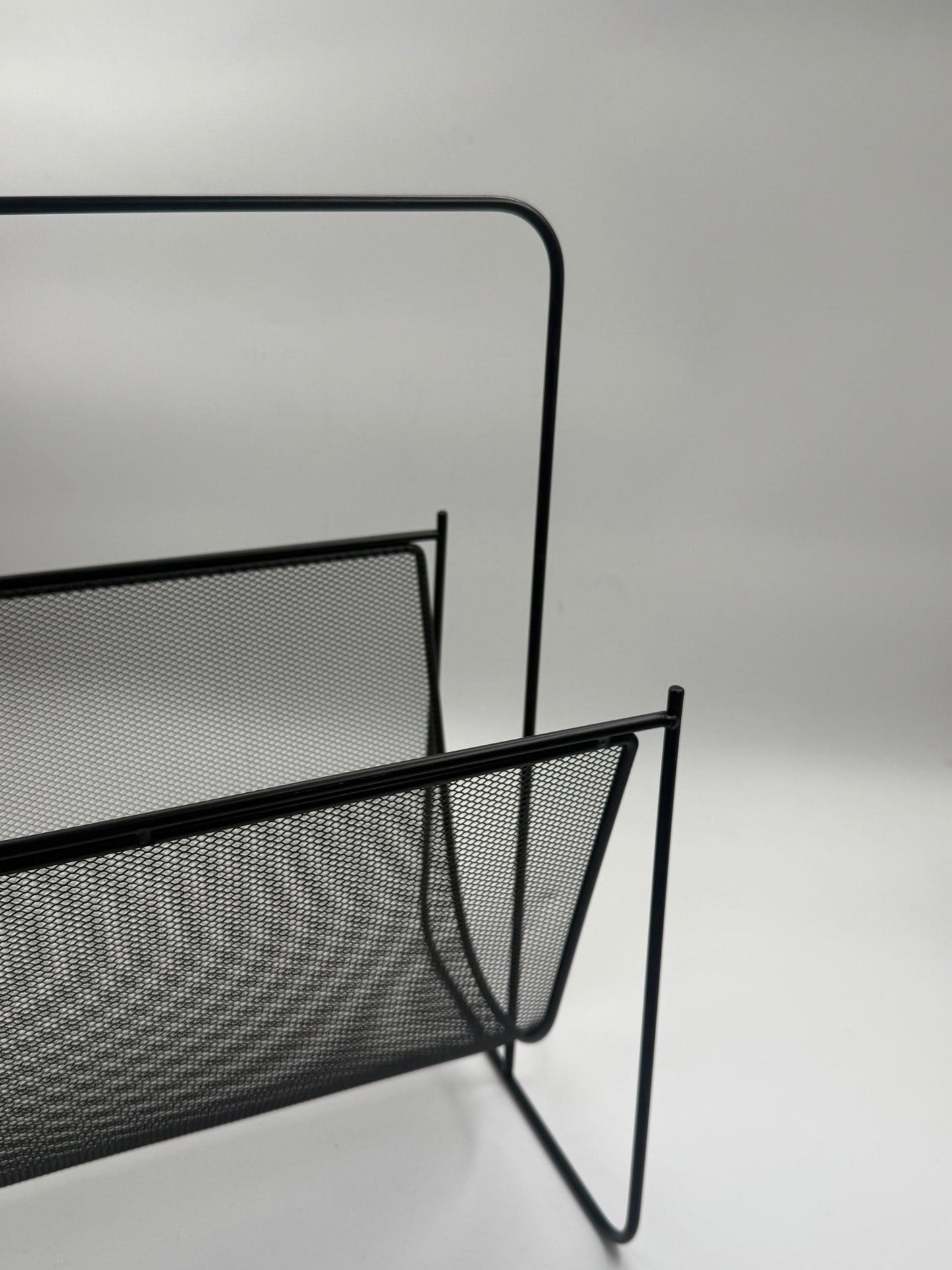 Modern Black Metal Mesh Magazine Rack