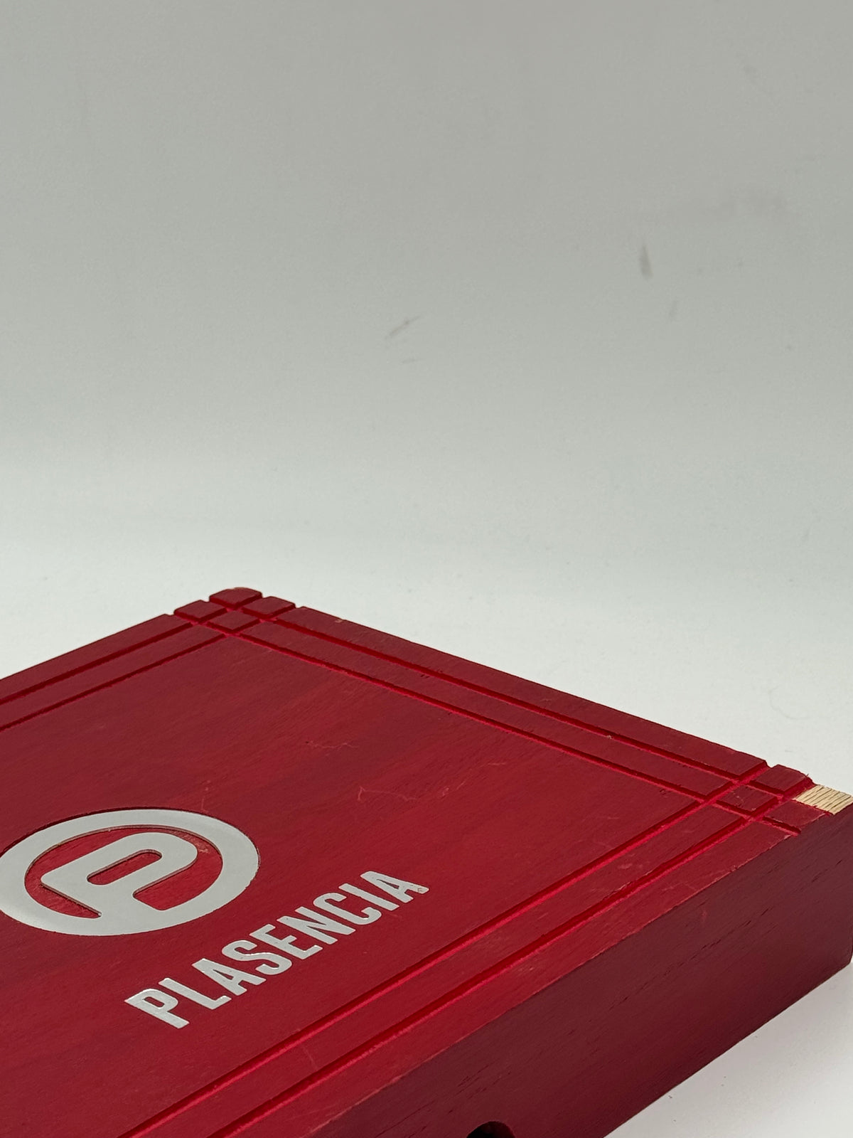 Red Wood Cigar Ashtray, "Plasencia" Branded
