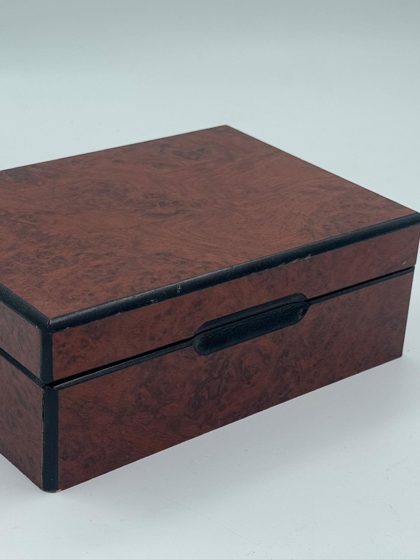 Vintage Burl Wood Jewellery Box with Mirror