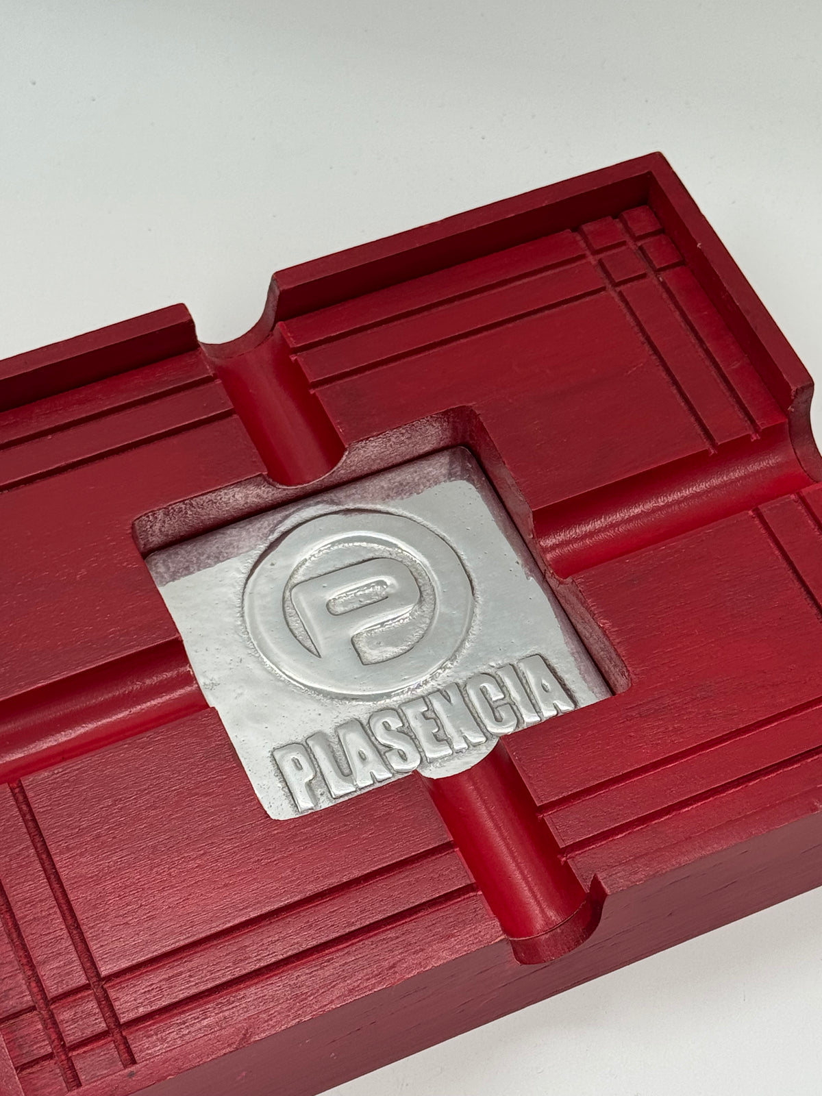 Red Wood Cigar Ashtray, "Plasencia" Branded