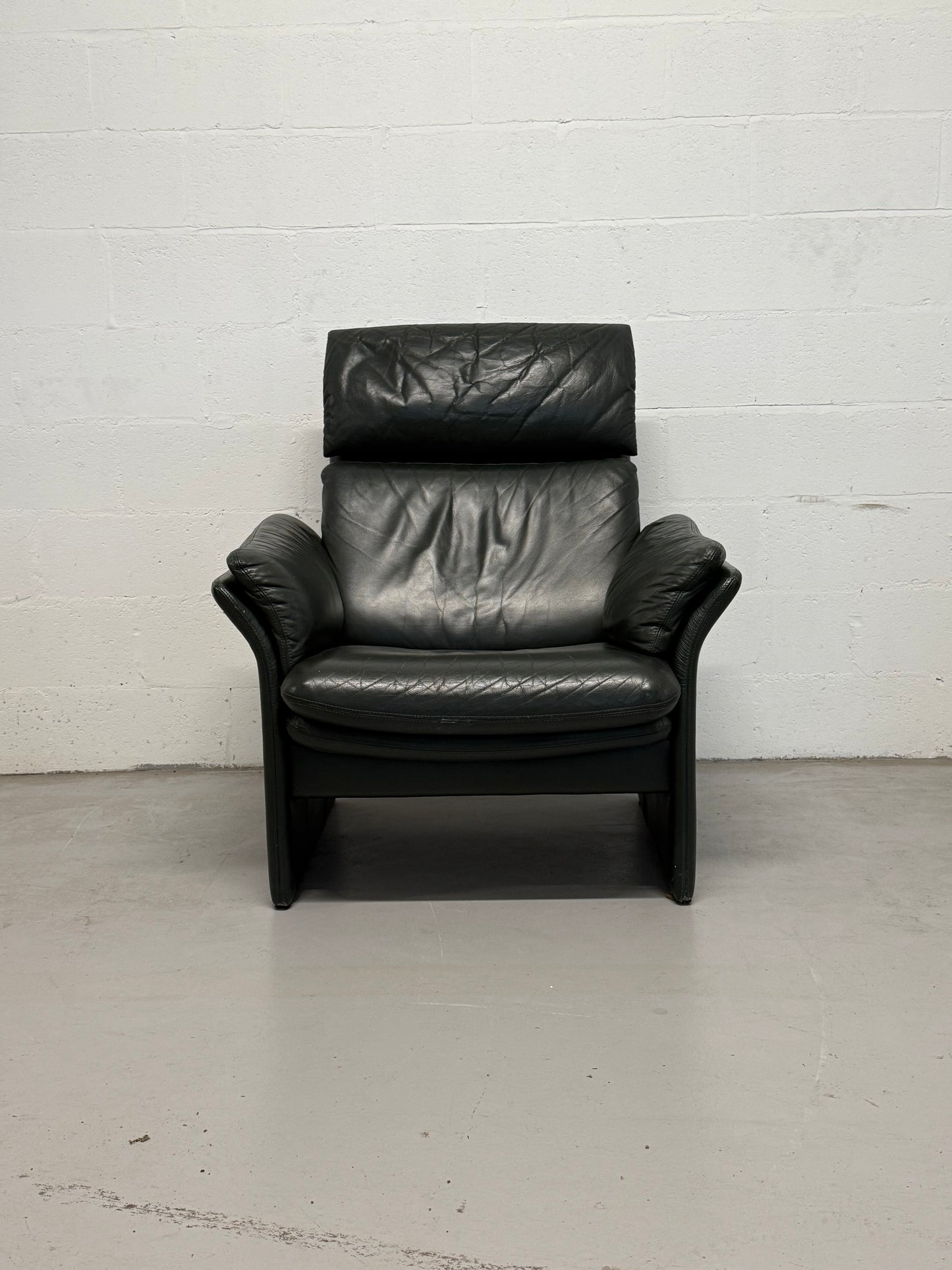 ERPO Vintage Pine Green Leather Reclining Armchair