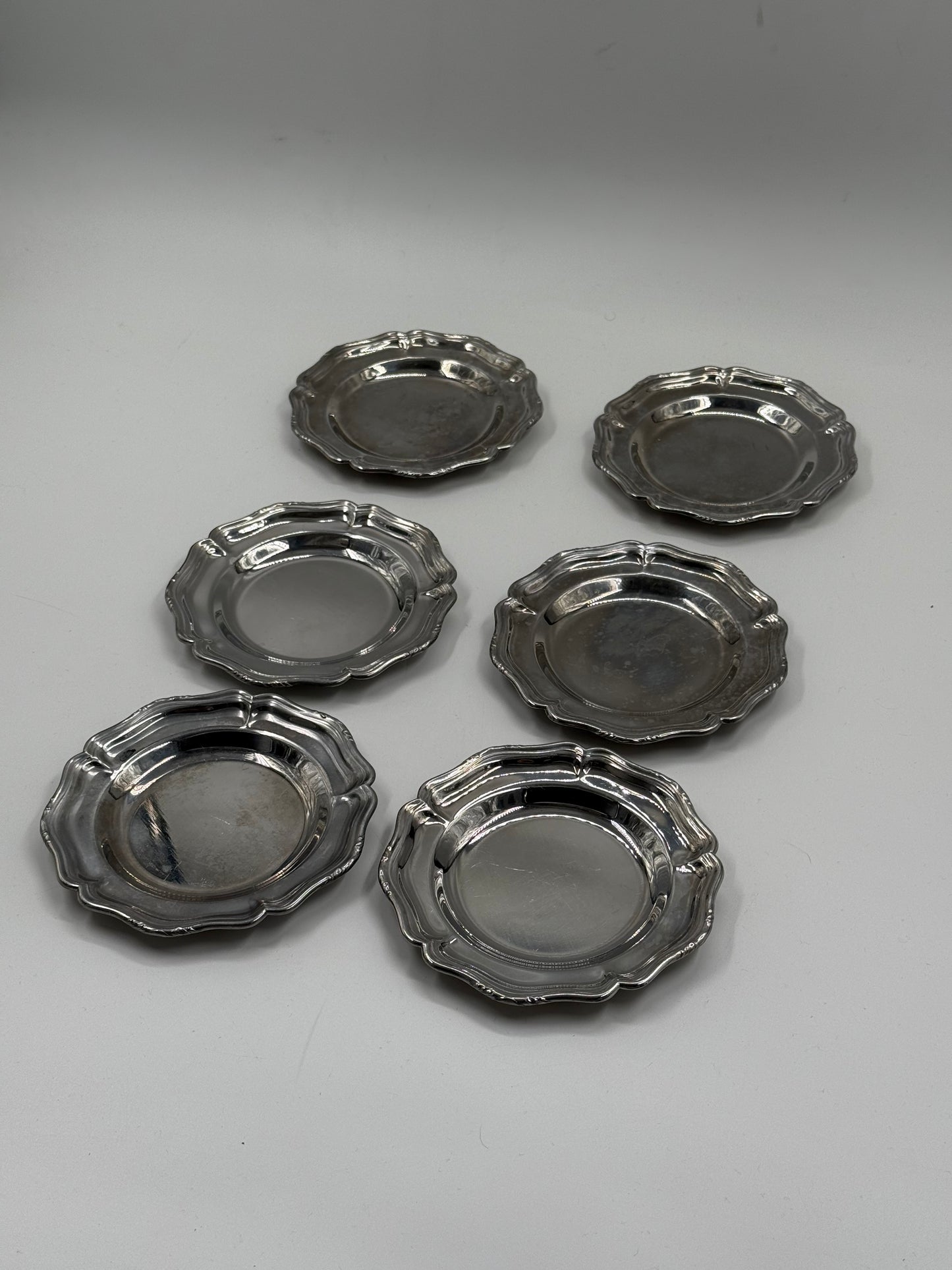 Set of 6 Small Silver-Plated Dishes — Decorative Coasters