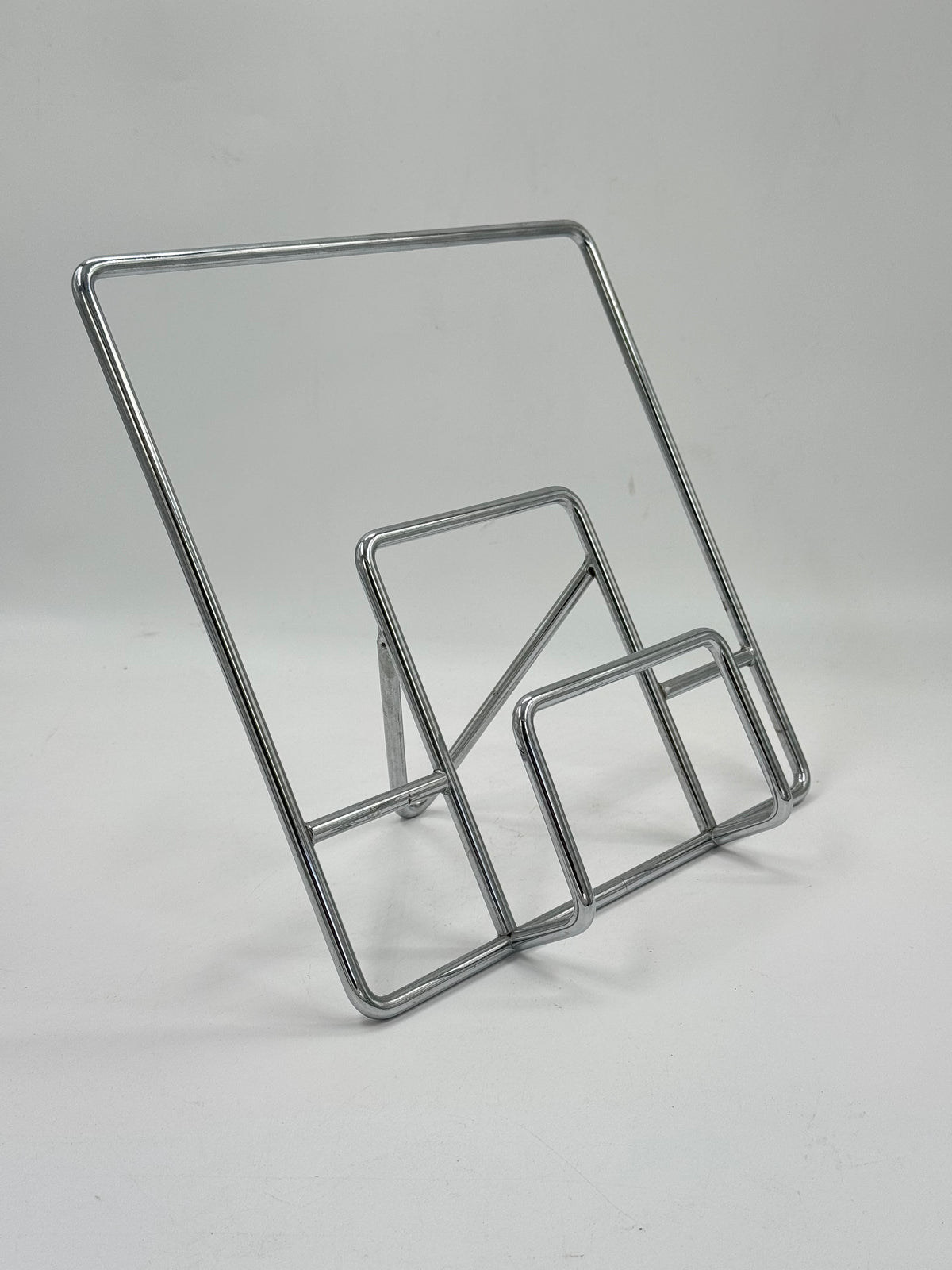 Vintage Chrome Tubular Magazine Rack, Zigzag Design