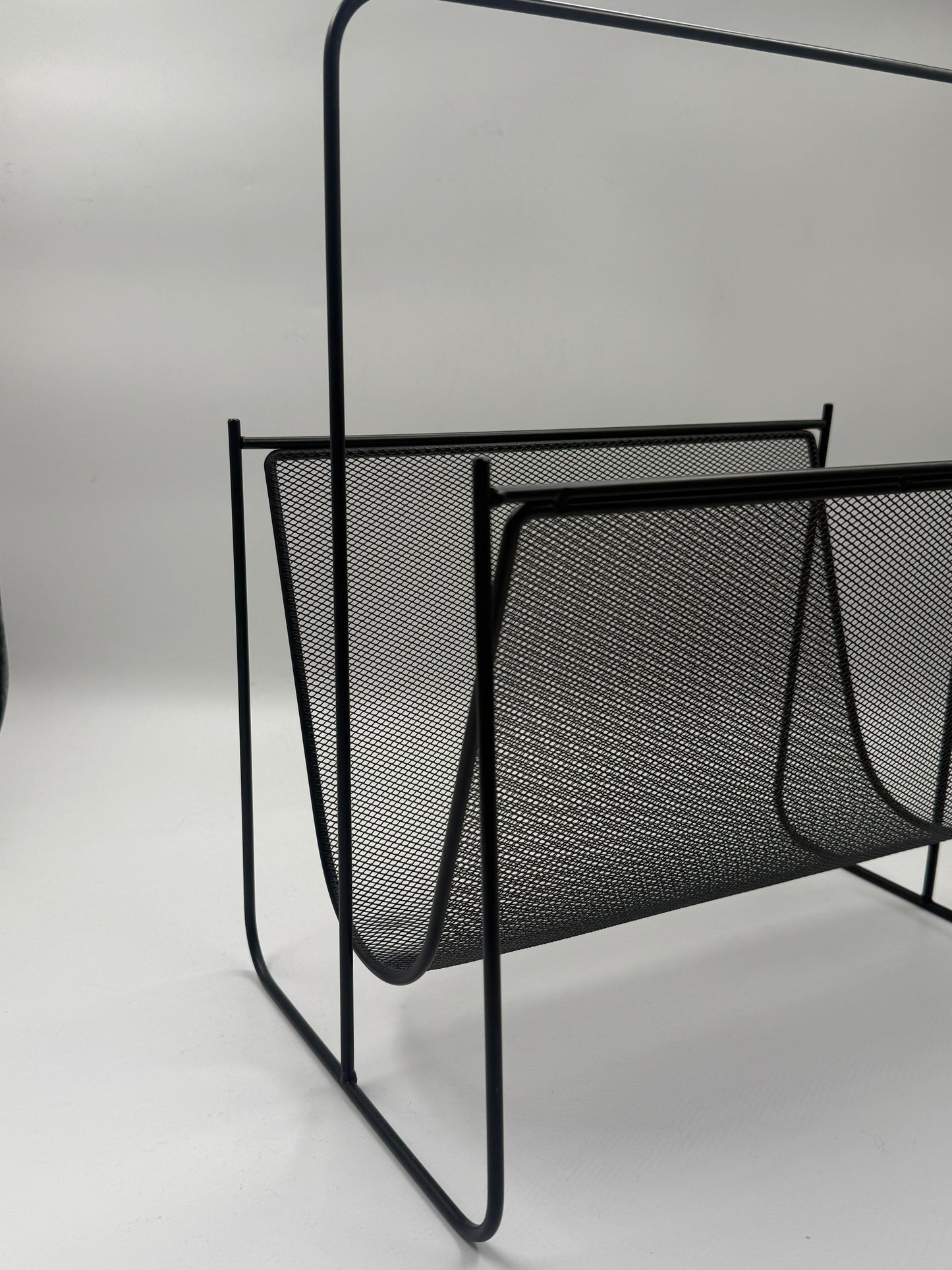 Modern Black Metal Mesh Magazine Rack