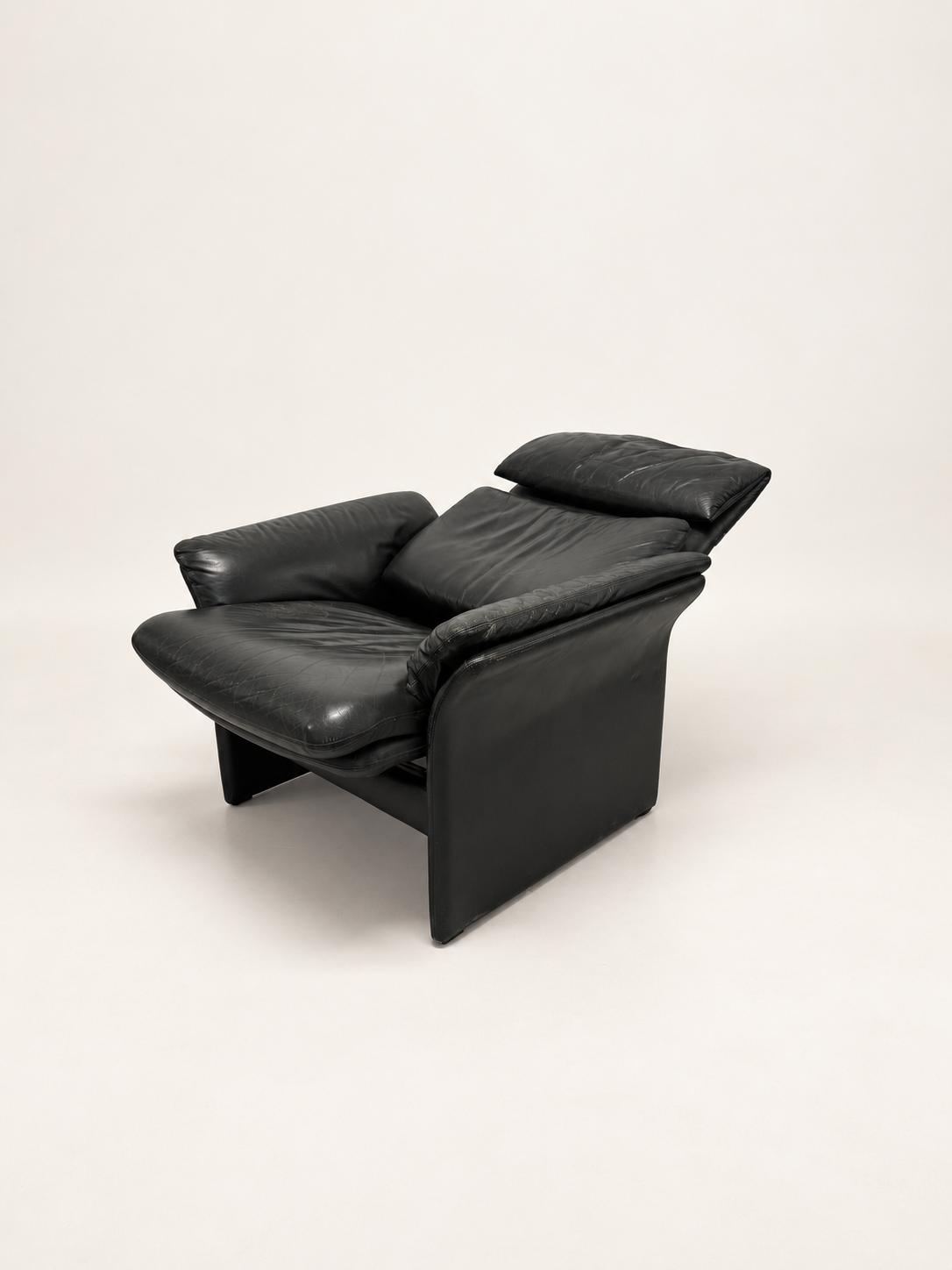ERPO Green Leather Recliner