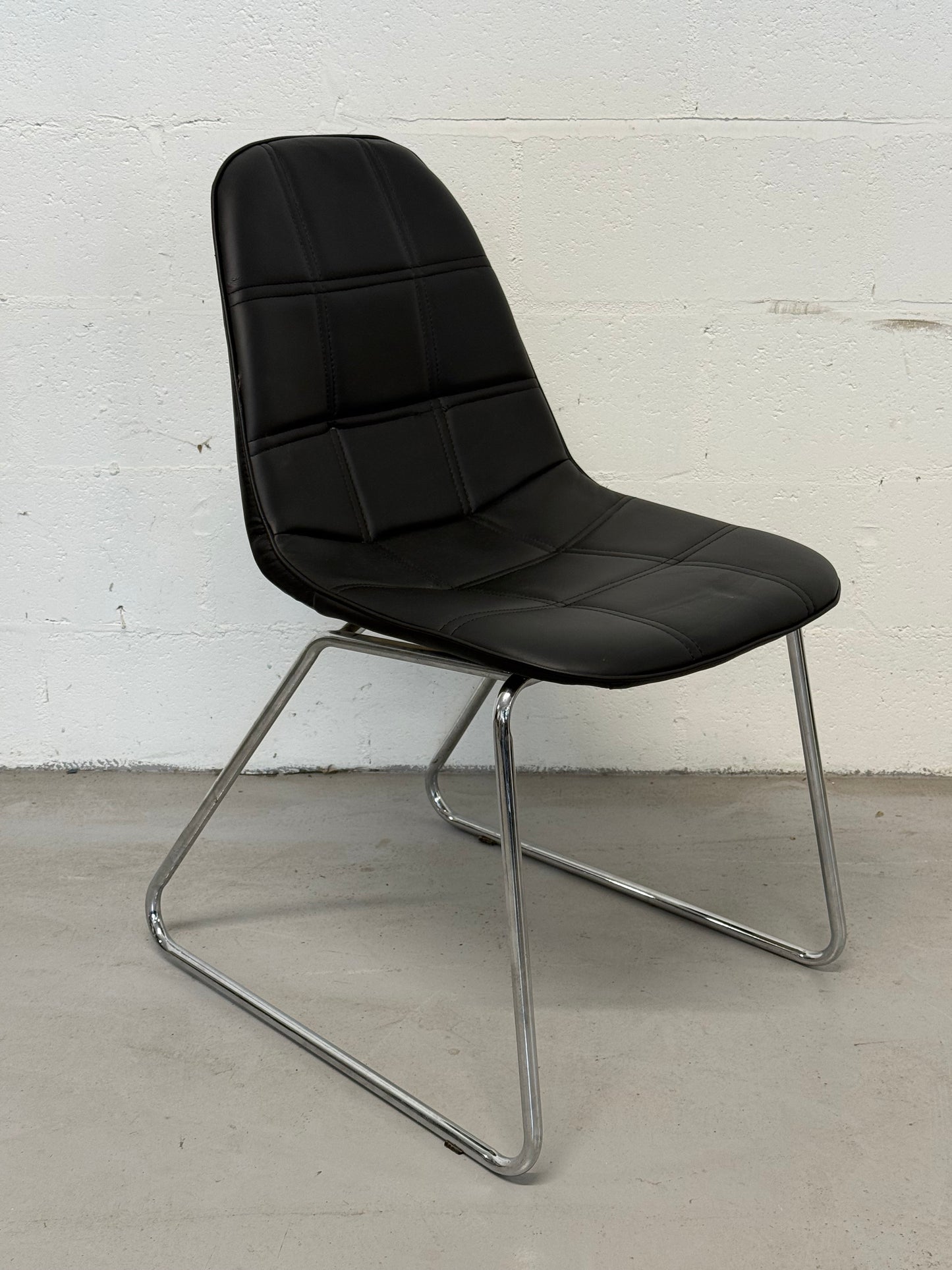 Set of 4 Black Faux Leather Dining Chairs with Chrome Sled Base