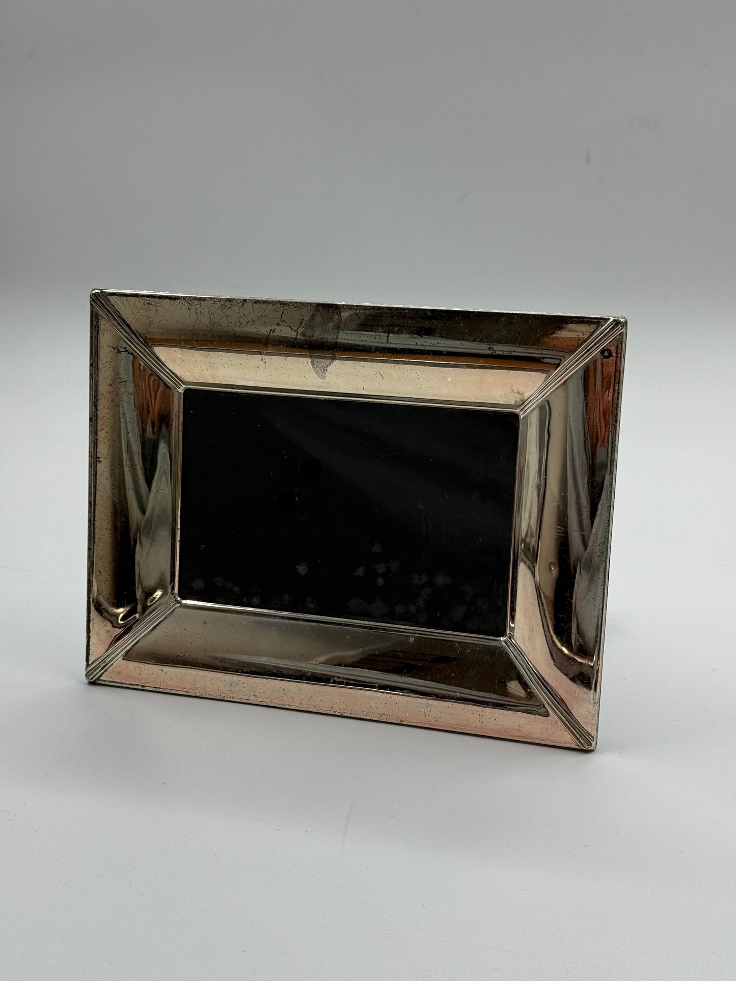 Photo Frame Modernist Style