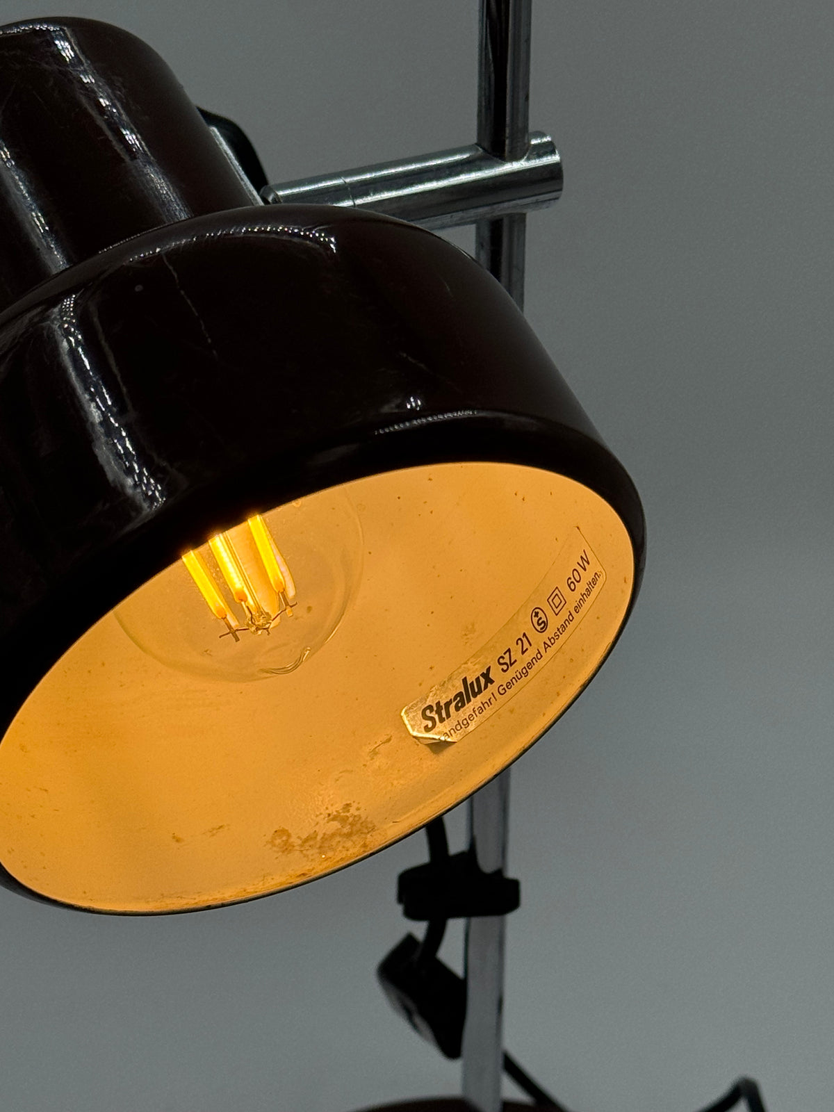 Stralux SZ 21 Desk Lamp, Brown Lacquer & Chrome, 1970s