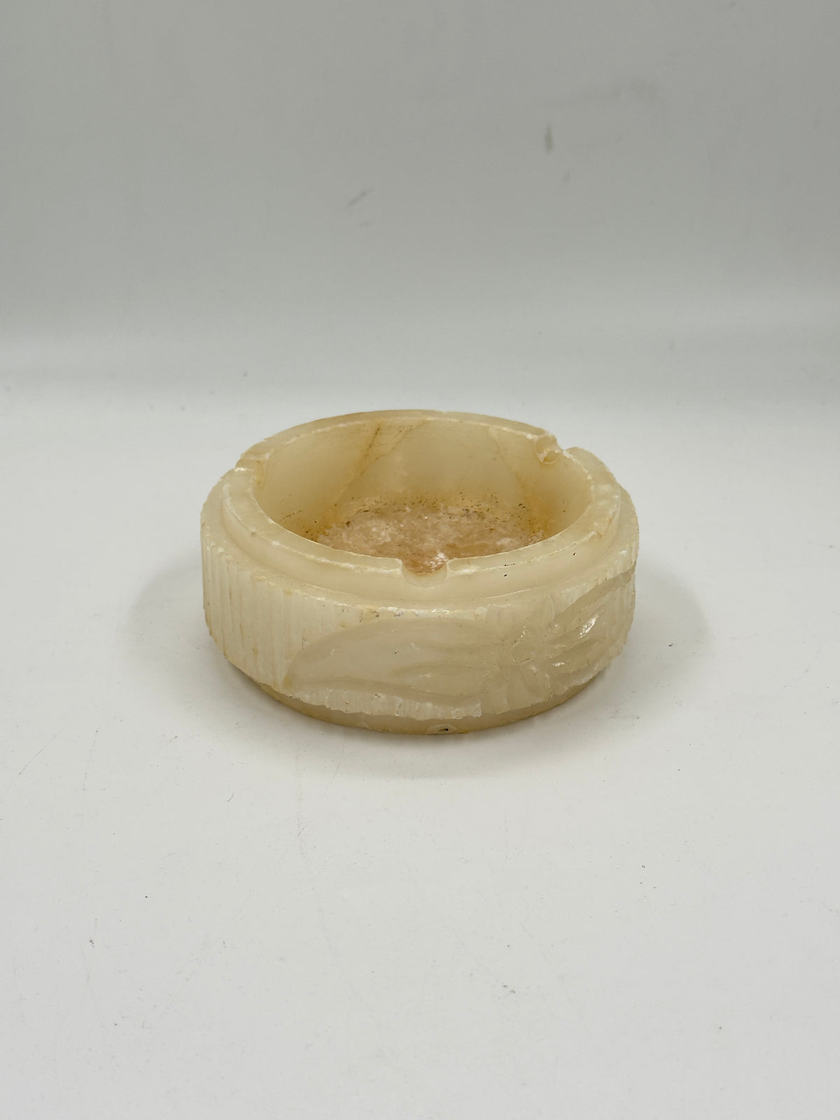 Carved Alabaster Ashtray with Fluted Sides and Foliate Band