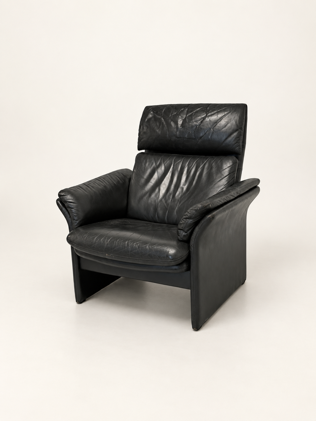ERPO Green Leather Recliner